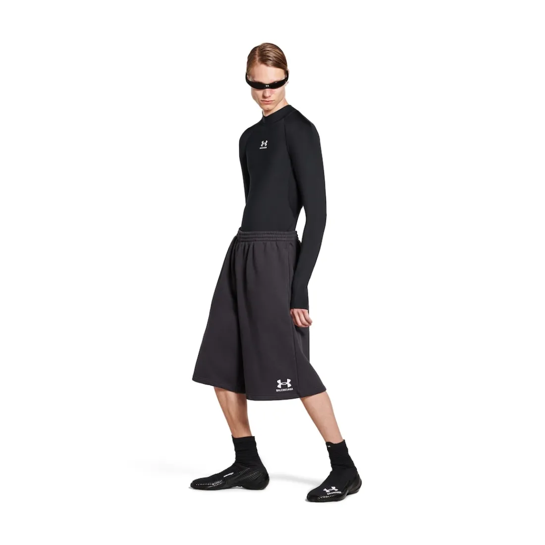 Balenciaga Pantaloni | Activewear-Short Under Armour® Ampi da Uomo in Nero/bianco